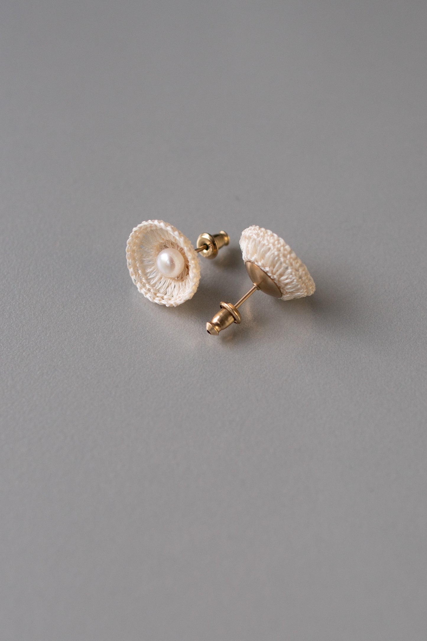 parabolic earrings | unbleached