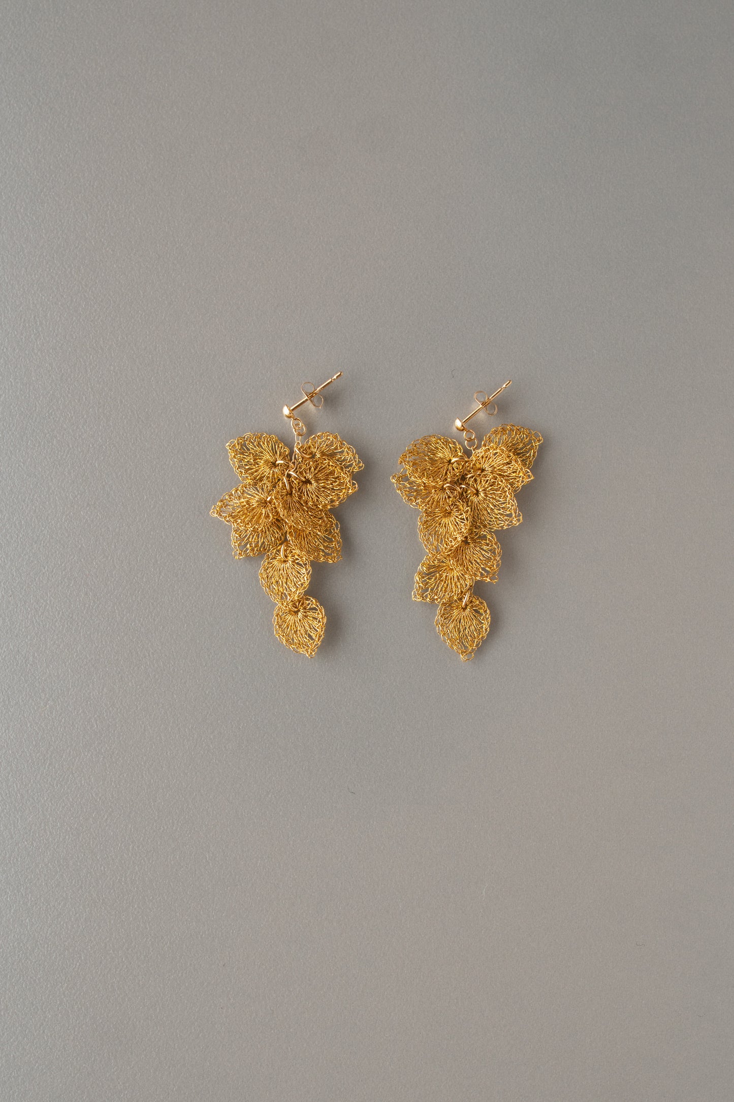 Gold leaf earrings | Hand-pressed genuine gold thread K18YG