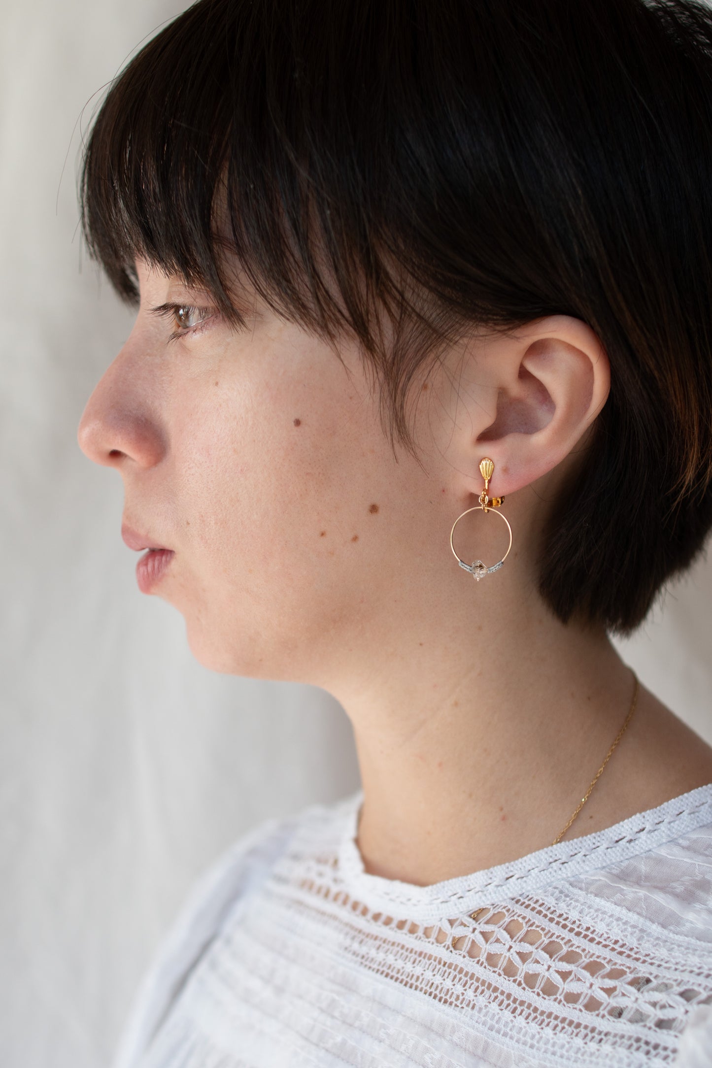Inclusion crystal earrings | silver gray