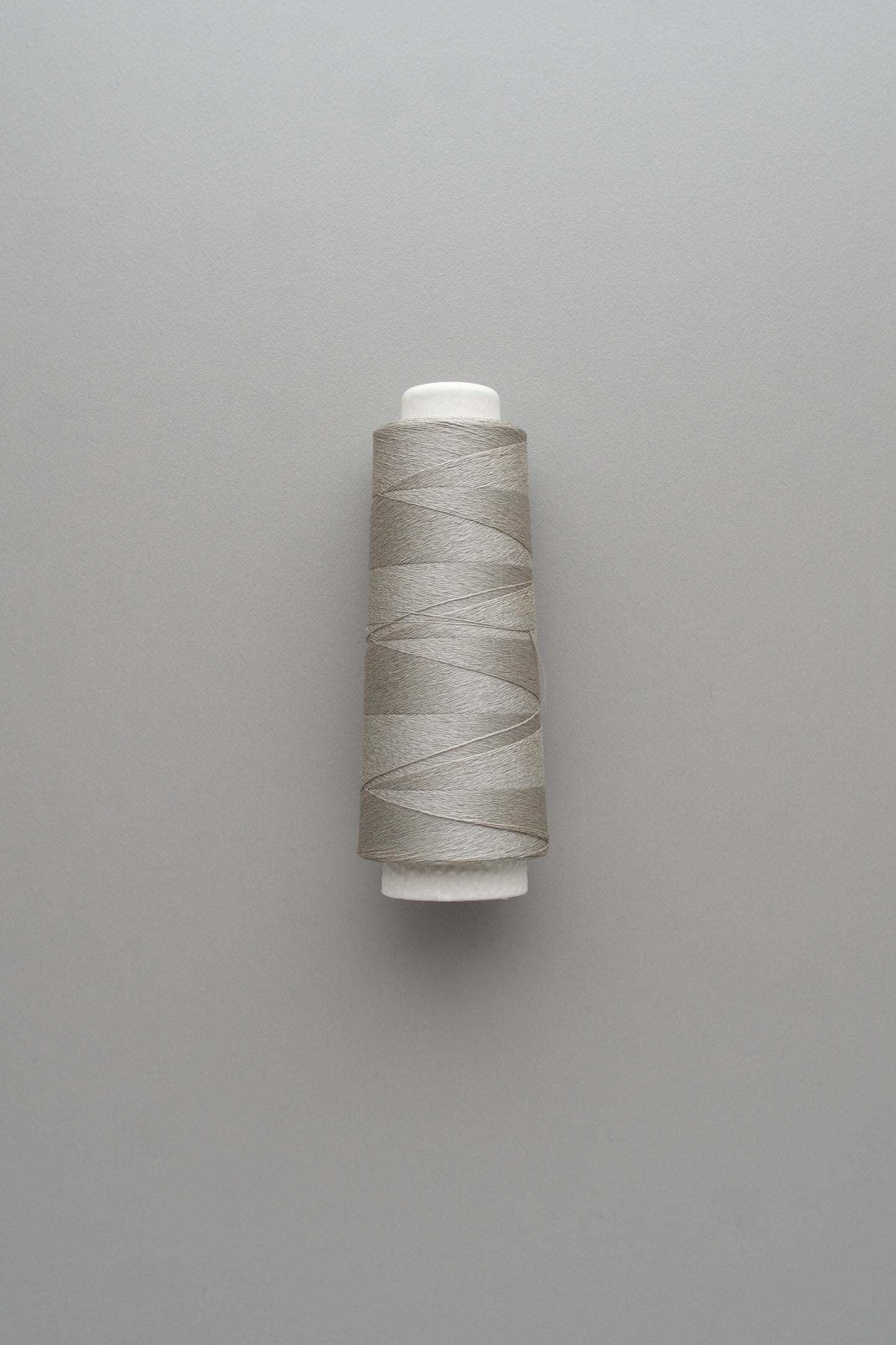 Wild Silk Thread Cone Wrap 10g / 25g | Silver Gray