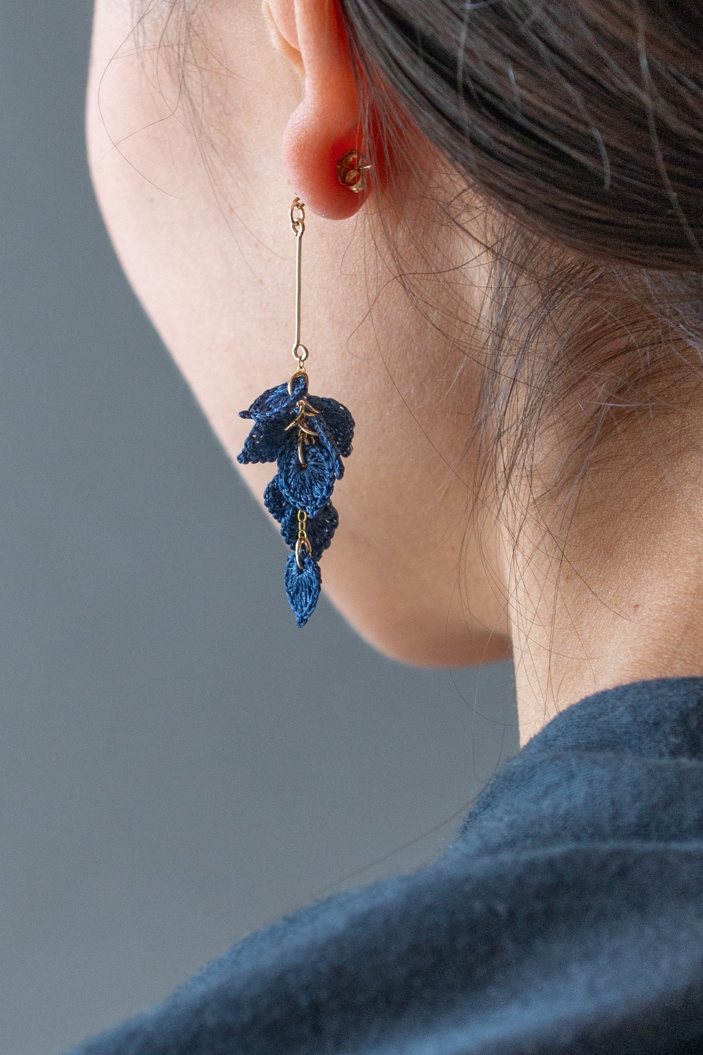 Leaf earrings Long | Indigo
