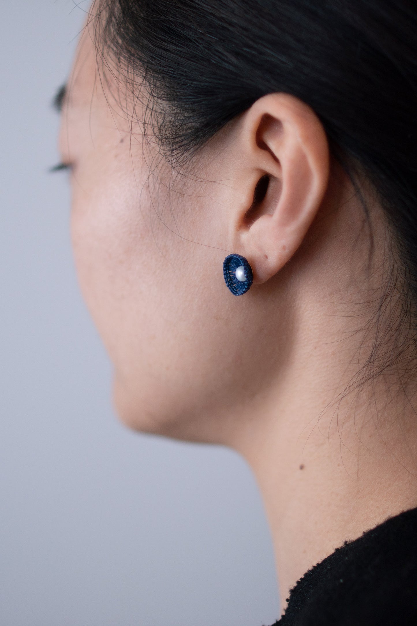 パラボラの耳飾り | 藍