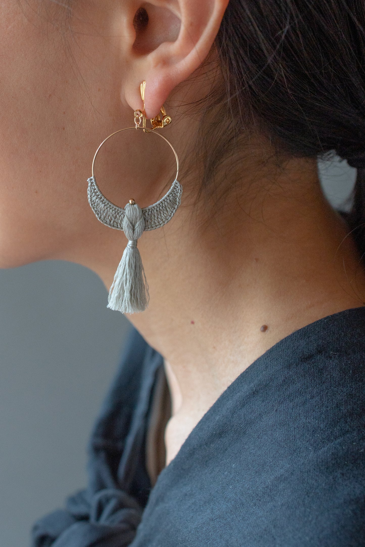 Bird earrings Short | Silver gray