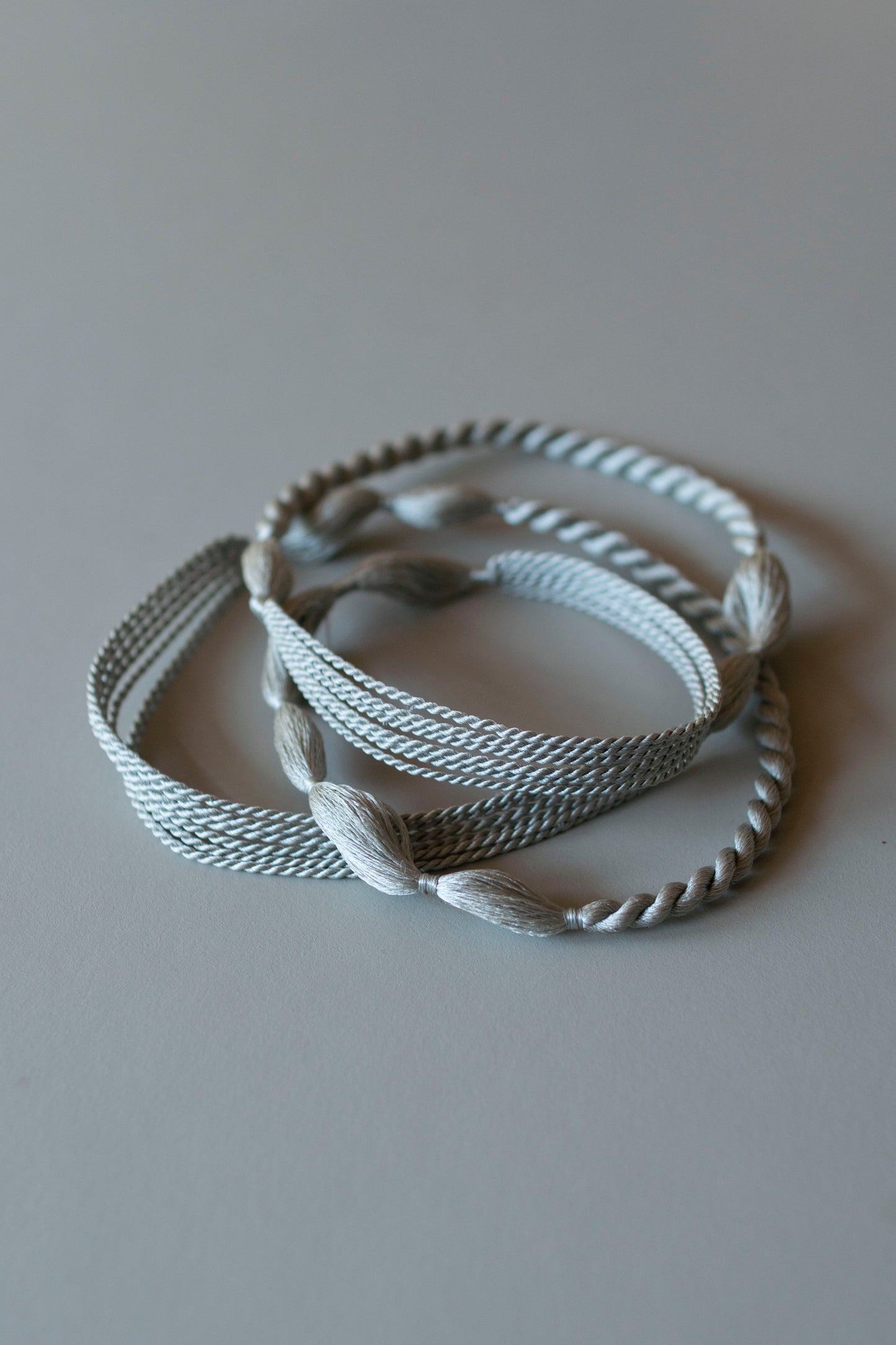 Circulating long necklace | Silver gray