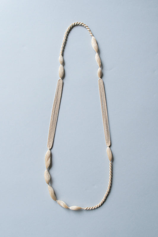 Circulating long necklace | Unbleached
